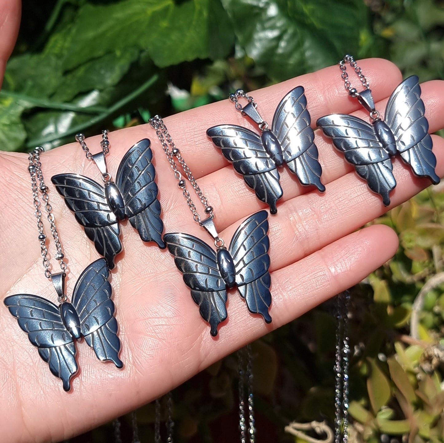 Collar Acero Quirúrgico Mariposa Tallada Piedra Hematita