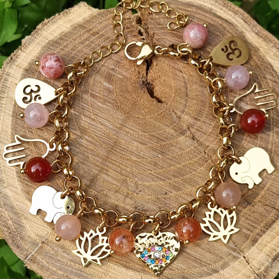 Pulsera Acero Quirúrgico Dorado Piedra Thulita, Cuarzo Rosa, Cornalina, Piedra Luna Durazno y Piedra del Sol