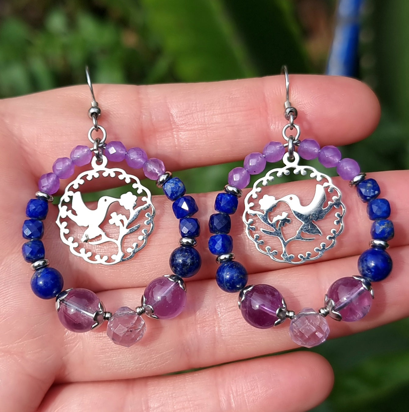 Aros Picaflor Acero Quirúrgico Piedra Amatista, Lapislázuli y Ágatas