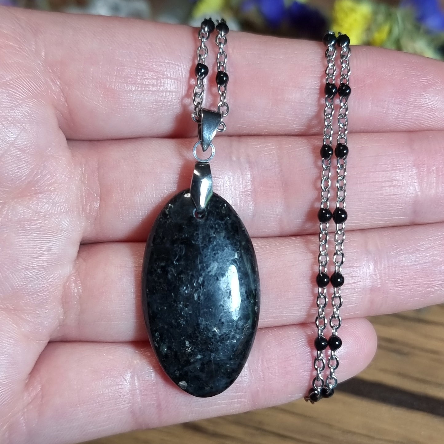 Collar Acero Quirúrgico Piedra Nuummita #2