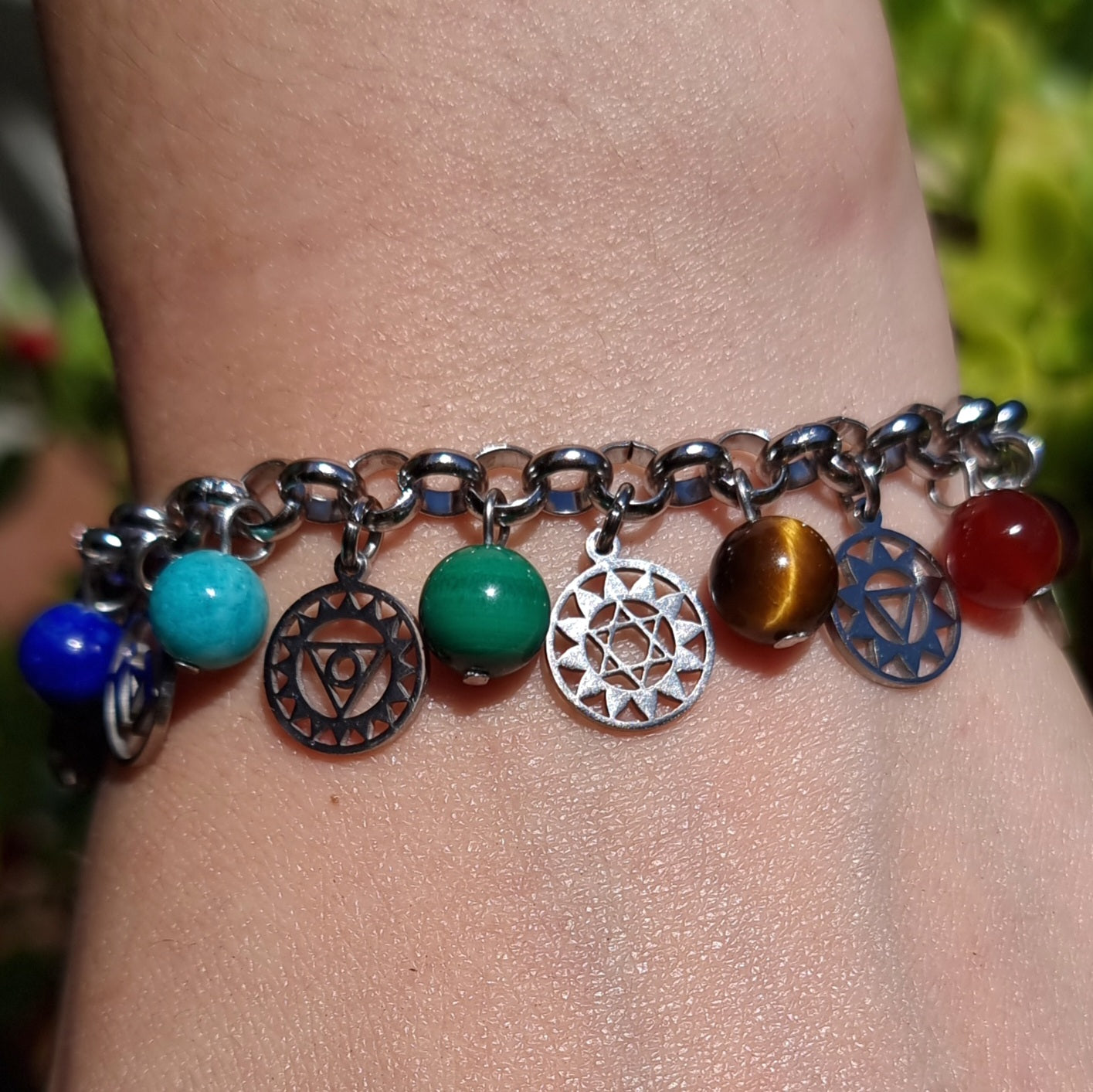 Pulsera 7 Chakras Acero Quirúrgico y Piedras Naturales