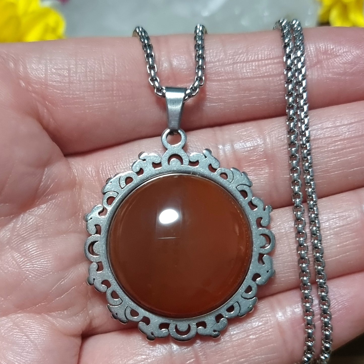 Collar Flor Acero Quirúrgico Piedra Cornalina