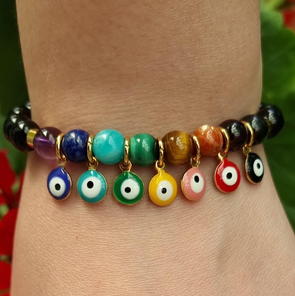 Pulsera Ojos Turcos Acero Quirúrgico Dorado y Piedras Naturales