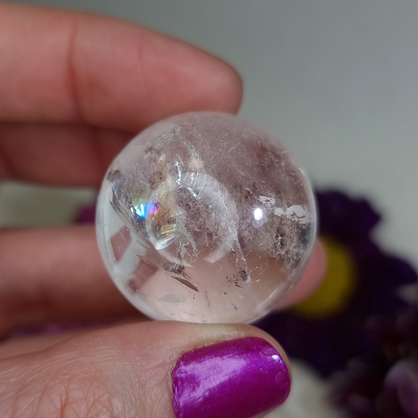 Esfera de Cuarzo Cristal con Arcoíris Natural #1